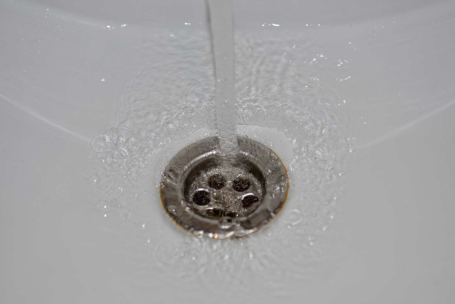 A2B Drains provides services to unblock blocked sinks and drains for properties in Thorne.